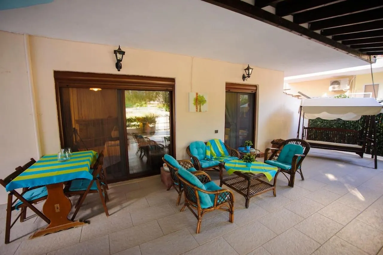 Beautiful Home With Exotic Garden At Peukoxori! Pefkochori 0*,  Greece