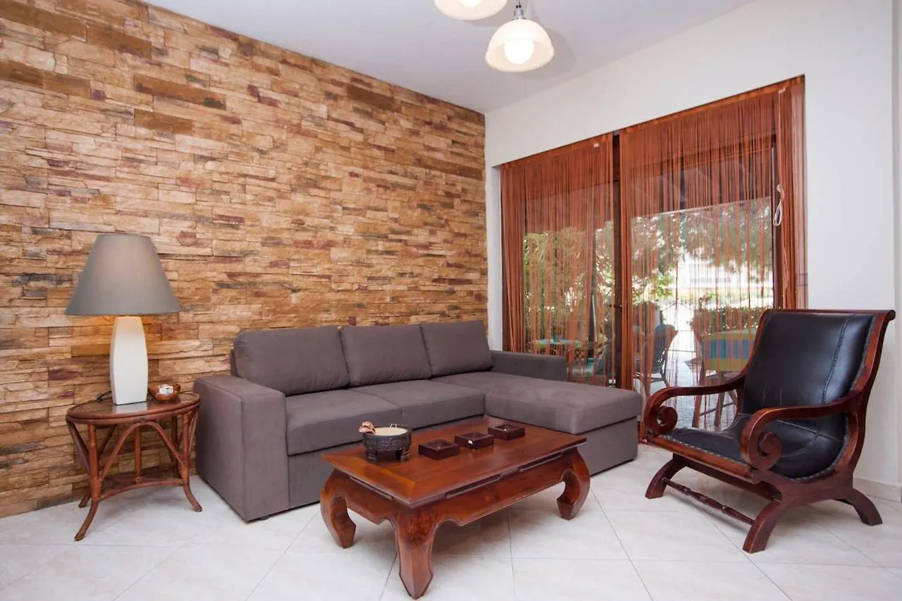 Beautiful Home With Exotic Garden At Peukoxori! Pefkochori 0*,